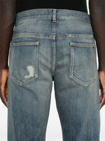 Logo-Plaque Distressed Straight Jeans