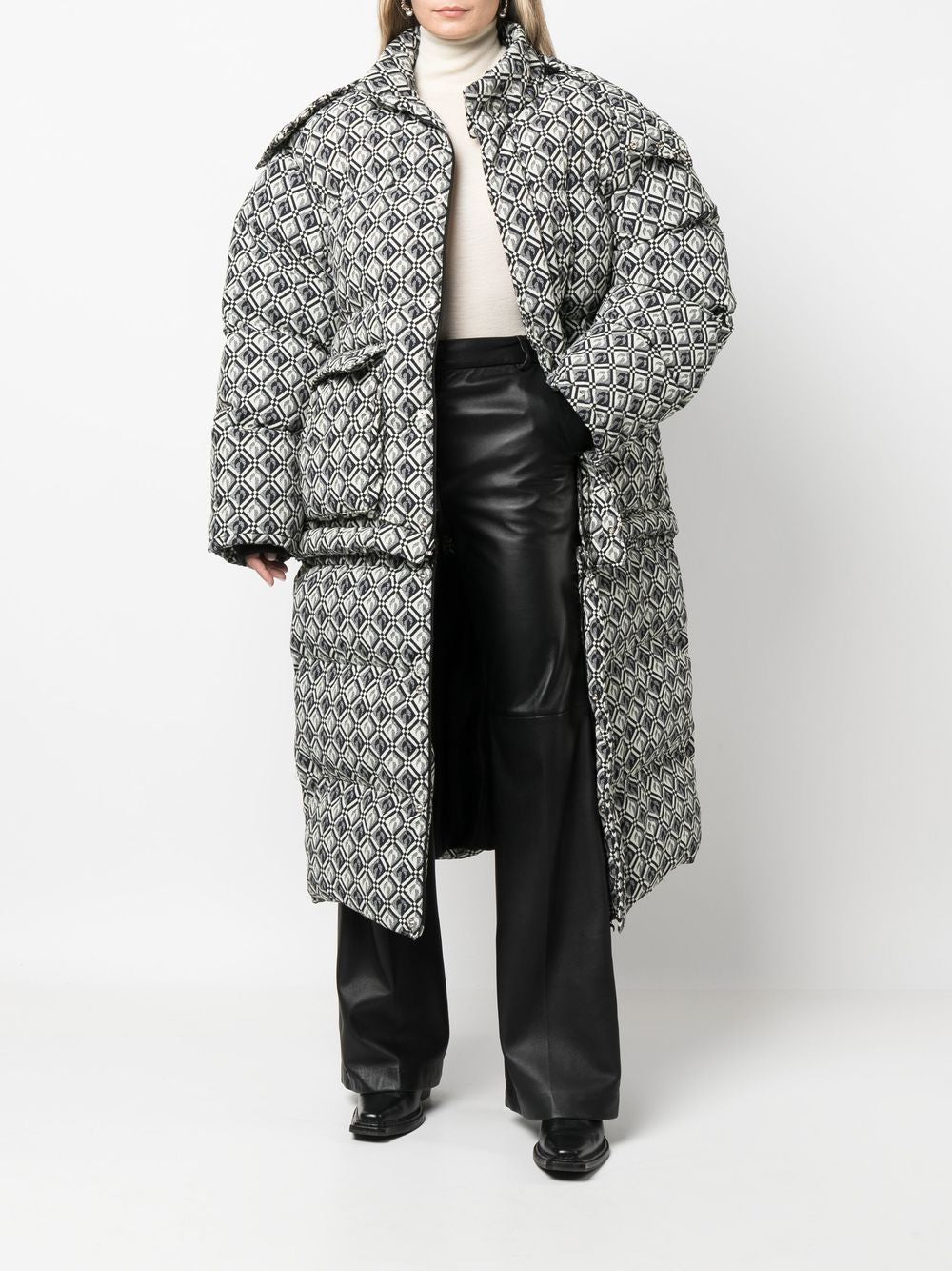 Moon Diamond-Pattern Oversized Puffer Coat