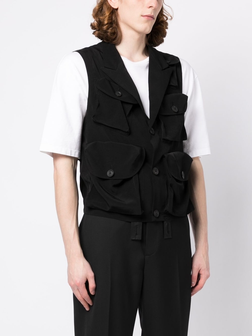 Peak-Lapel Sleeveless Vest